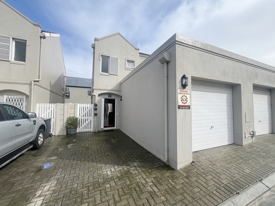 To Let 2 Bedroom Property for Rent in Brackenfell South Western Cape